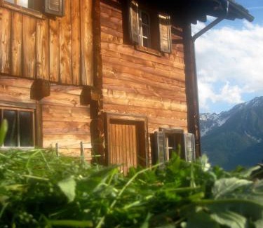 Heiligenblut Ski Chalet | Guest Rated 9.8: Almhütte Gorgasser - Pet & Child Friendly