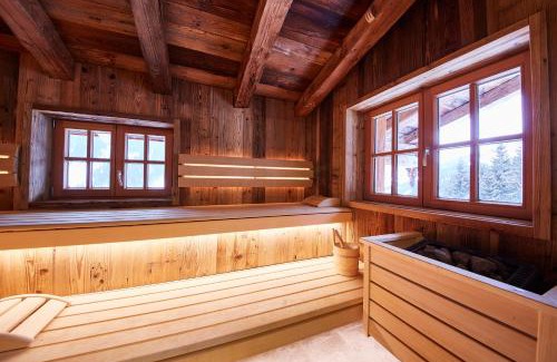 Saalbach-Hinterglemm Ski Chalet | Unforgettable Stay at Almhütte Lengau - 4-Star Retreat