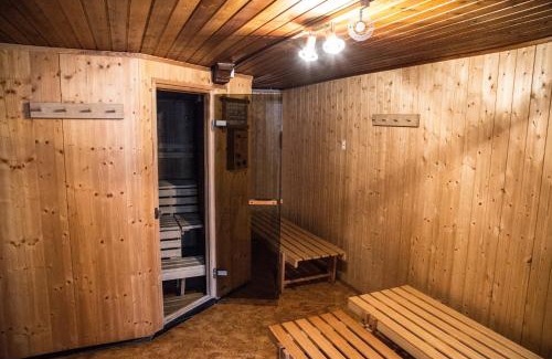 Stueben House | Cozy Retreat at Almhütte & Skihütte Kohlerhaus with Ocean View