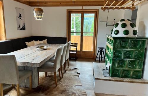 Flattnitz Ski Chalet | ALMHÜTTE Sunset: Family-Friendly Retreat with Hot Tub