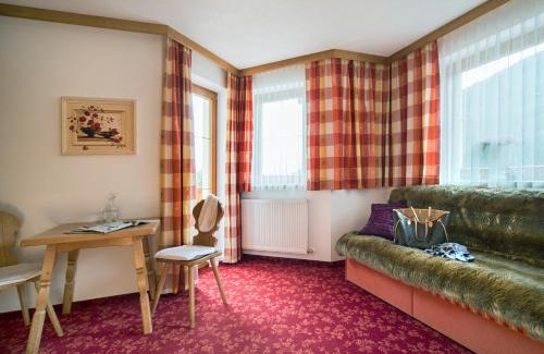 Hippach Hotel | Discover Almhof Roswitha: Relax with Spa & Hot Tub Amenities
