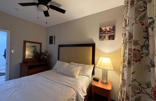 Park View Apartment | Family-Friendly Retreat at Almi with Great Guest Reviews