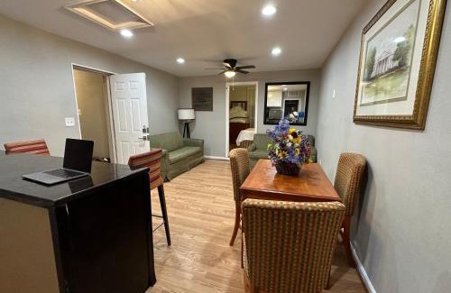 Park View Apartment | Family-Friendly Retreat at Almi with Great Guest Reviews