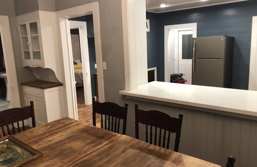 Cat Spring House | Inviting Almita House in Downtown Cat Spring Awaits You