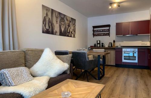 Hundsdorfl Apartment | Pet-Friendly Almlodge Flachau with Oceanfront Views