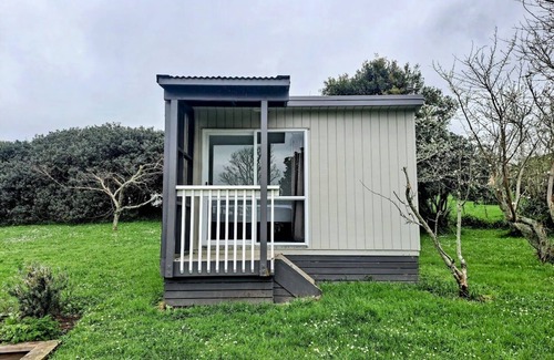 Waiuku House | Almost Coastal - Pool & Hot Tub