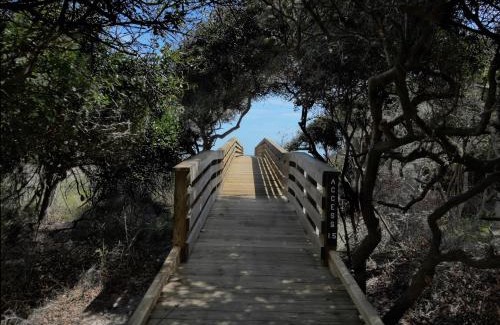 Jekyll Island House | Almost Heaven: Family-Friendly Retreat with Kitchen Amenities