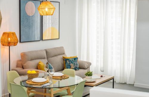 Ciudad Jardin Apartment | Pet-Friendly 4-Star Apartamentos Alnatur with Kitchen Access