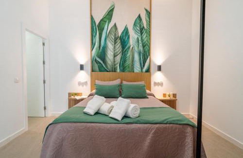 Ciudad Jardin Apartment | Pet-Friendly 4-Star Apartamentos Alnatur with Kitchen Access