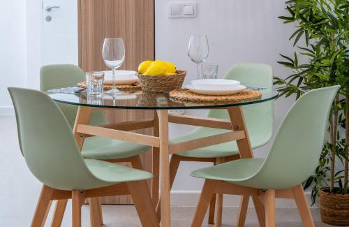 Ciudad Jardin Apartment | Pet-Friendly 4-Star Apartamentos Alnatur with Kitchen Access