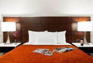 Anaheim Resort Hotel | Pet-Friendly ALO Hotel by Ayres with Pool and Hot Tub