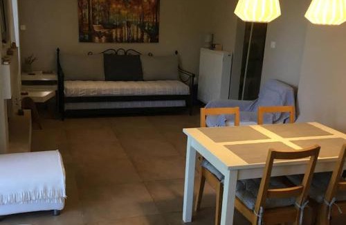Melissopetra Apartment | Exceptional Aloe Apartment in Epidaurus - Guest Rated 9.8