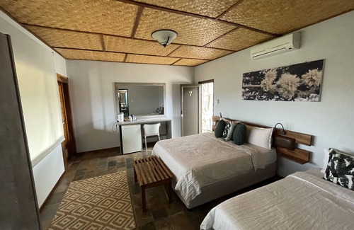 Otjiwarongo Cabin | Discover Aloegrove Safari Lodge: Top-Rated Family Retreat