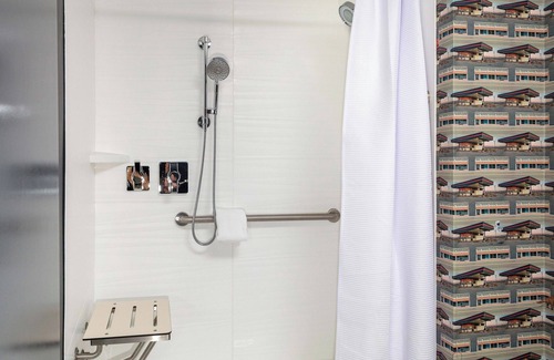 Atlanta Hotel | Discover Aloft Atlanta at The Battery – Family-Friendly Stay