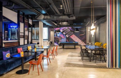 East Congress Hotel | Stylish Aloft Austin South with Pool & Child-Friendly Amenities