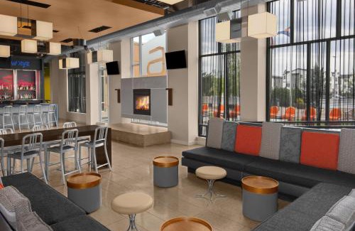 Broomfield Hotel | Pet-Friendly Aloft Broomfield Denver with Pool & Great Reviews