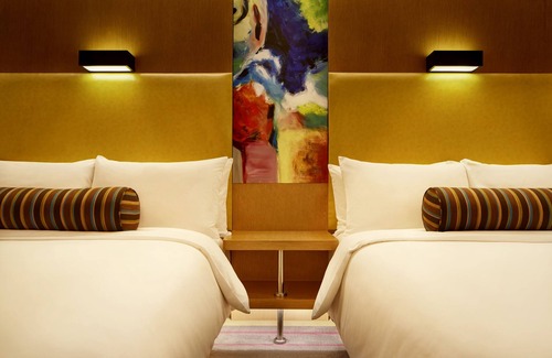 Baizhangpu Nongchang Hotel | Discover Aloft Dongguan Dynamic Town: 4-Star Serenity Awaits