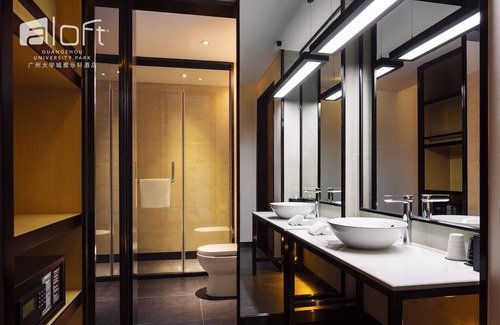Panyu Hotel | Guest Rated: Aloft Guangzhou University Park with Great Amenities