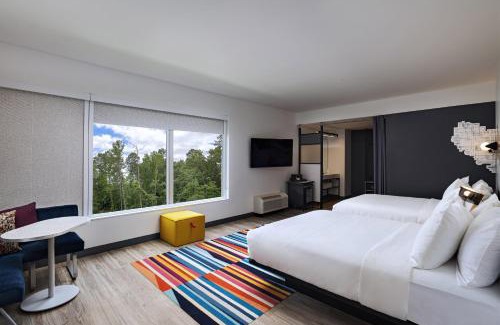 Ferndale Hotel | Pet-Friendly Retreat at Aloft Little Rock West – Rated 8.8/10