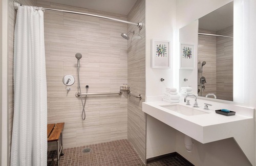 Mountain View Hotel | Discover Aloft Mountain View: Pool, Spa & High Ratings
