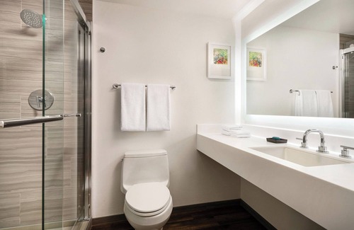 Mountain View Hotel | Discover Aloft Mountain View: Pool, Spa & High Ratings
