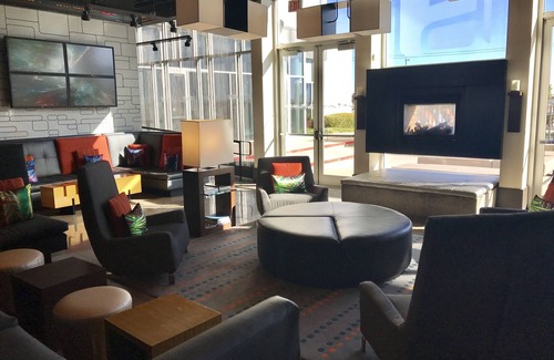 Plano Hotel | Eco-Friendly Aloft Plano with Pool and Spa Amenities