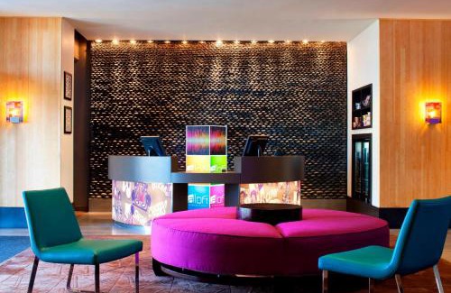 Newark Hotel | Discover Aloft Silicon Valley: Pet-Friendly Stay with Ocean View