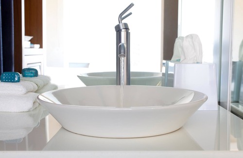 Europaviertel Hotel | Discover Aloft Stuttgart: Spa Retreat with Breakfast & More
