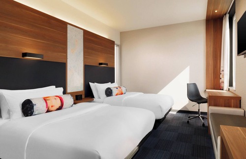 Europaviertel Hotel | Discover Aloft Stuttgart: Spa Retreat with Breakfast & More