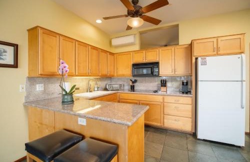 Kihei Apartment | Unforgettable Aloha AKU - Hula 1 with Oceanfront Pool