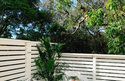 Avalon Beach House | Discover Aloha Avalon: 3-Bedroom Retreat Near Beaches