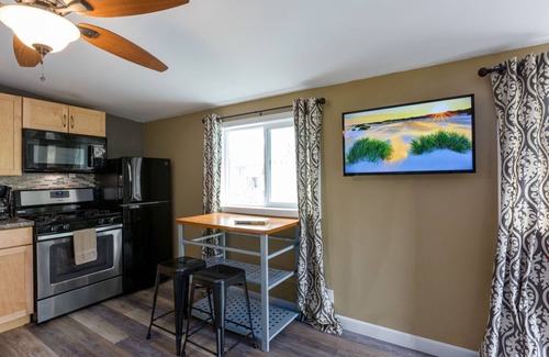 Hauula Apartment | Cozy Aloha Studio - Oceanfront Escape Near the Beach