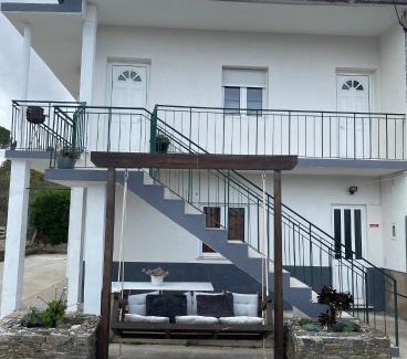 Gouveia House | Budget-Friendly Alojamento D. Duarte - Pet & Child Friendly!