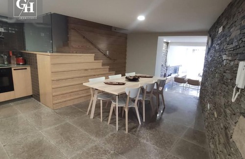 Tabuaco House | Scenic Douro River Views in a Family-Friendly Retreat