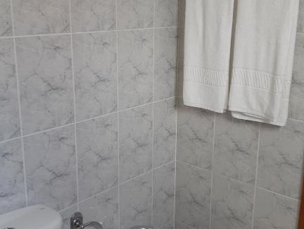Atouguia da Baleia House | Budget-Friendly Alojamentos S.José with Great Guest Ratings