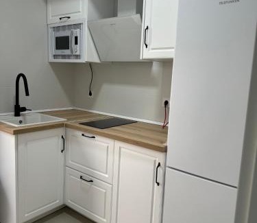 Baeza Apartment | Family-Friendly Pet Haven: Apartamento California 2A
