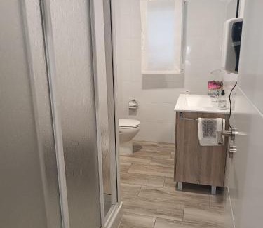 Sigueiro Apartment | Comfortable Alojamiento Camiño Real with Family-Friendly Amenities