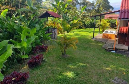 Tena House | Alojamiento Campestre con jacuzzi y quebrada