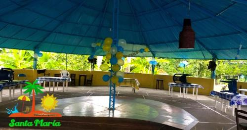 El Colegio Hotel | Relaxing Camp Retreat in Mesitas with Pool & Pet-Friendly