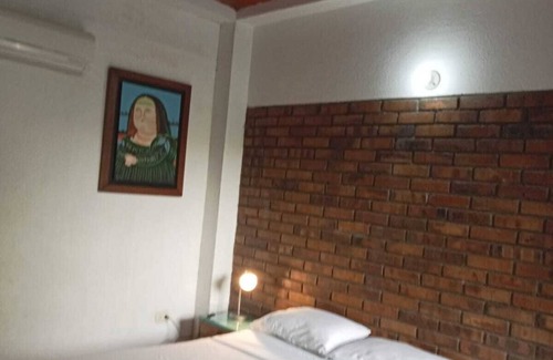 Barrio Centro Hotel | Discover Comfort at Aluna Hostel in Santa Marta