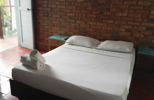 Barrio Centro Hotel | Discover Comfort at Aluna Hostel in Santa Marta