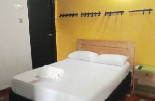 Barrio Centro Hotel | Discover Comfort at Aluna Hostel in Santa Marta