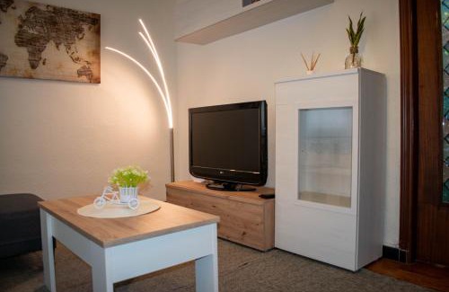 Distrito de Levante Apartment | Convenient Stay Just 15 Minutes from Downtown with Parking