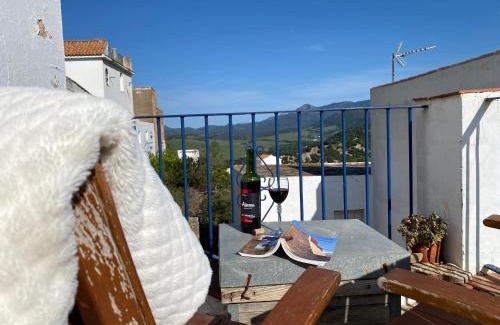 Alcala de los Gazules Apartment | Armenia Apartment: Top-Rated Stay with Unmatched Comfort