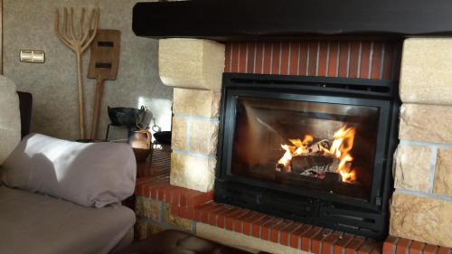 Las Navas Del Marques House | Inviting Oceanfront Stay at Alojamiento Turistico La Dehesa