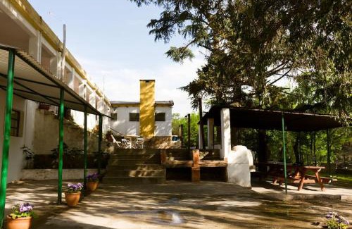 Villa Flor Serrana House | Cozy Stay at Alojamiento frente al Arroyo Cristal