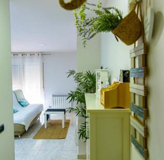 Tortosa House | Pet-Friendly Oceanfront Stay at La Caseta de Nando