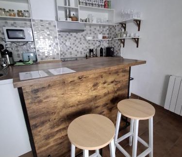 Alhama de Granada House | Top-Rated Alojamiento La Escalera for Memorable Stays