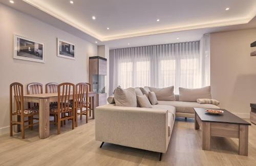 Leon Apartment | Modern Apartment in Central León with Family & Pet-Friendly Perks