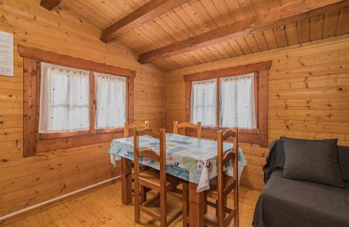 Deifontes House | Pet-Friendly Oceanfront Retreat at Caserio de la Fuente